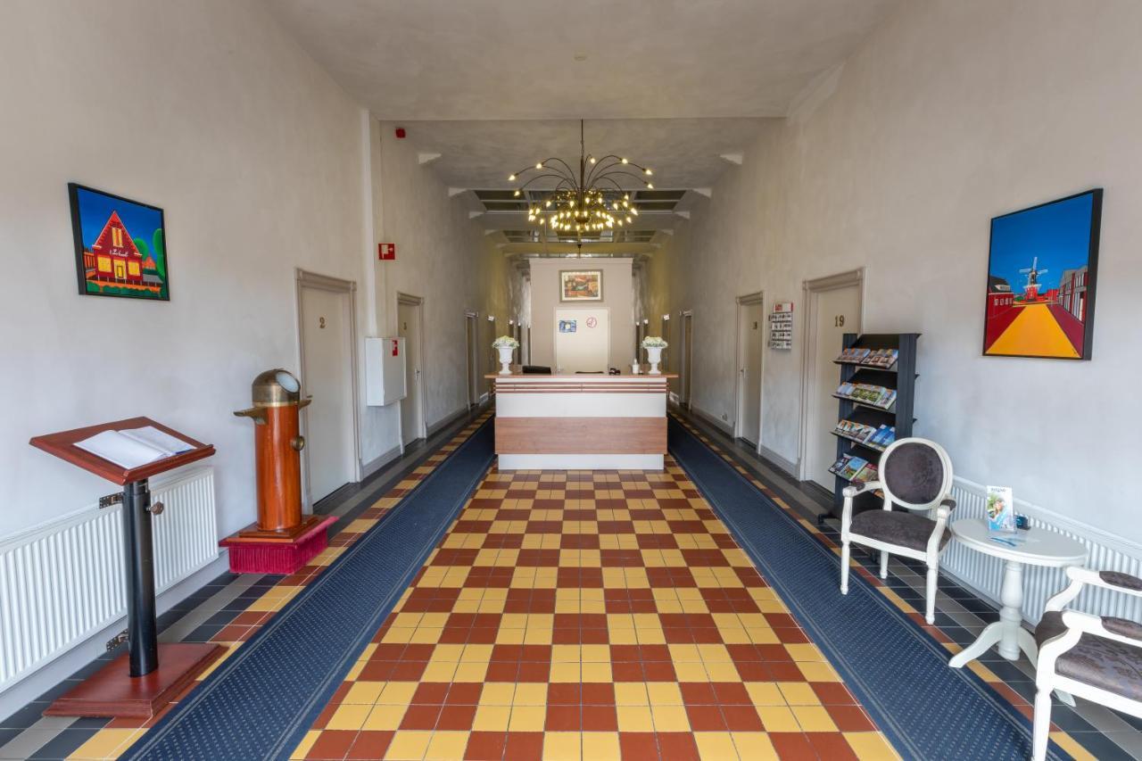 Hotel Aan De Singel Delfzijl Bagian luar foto